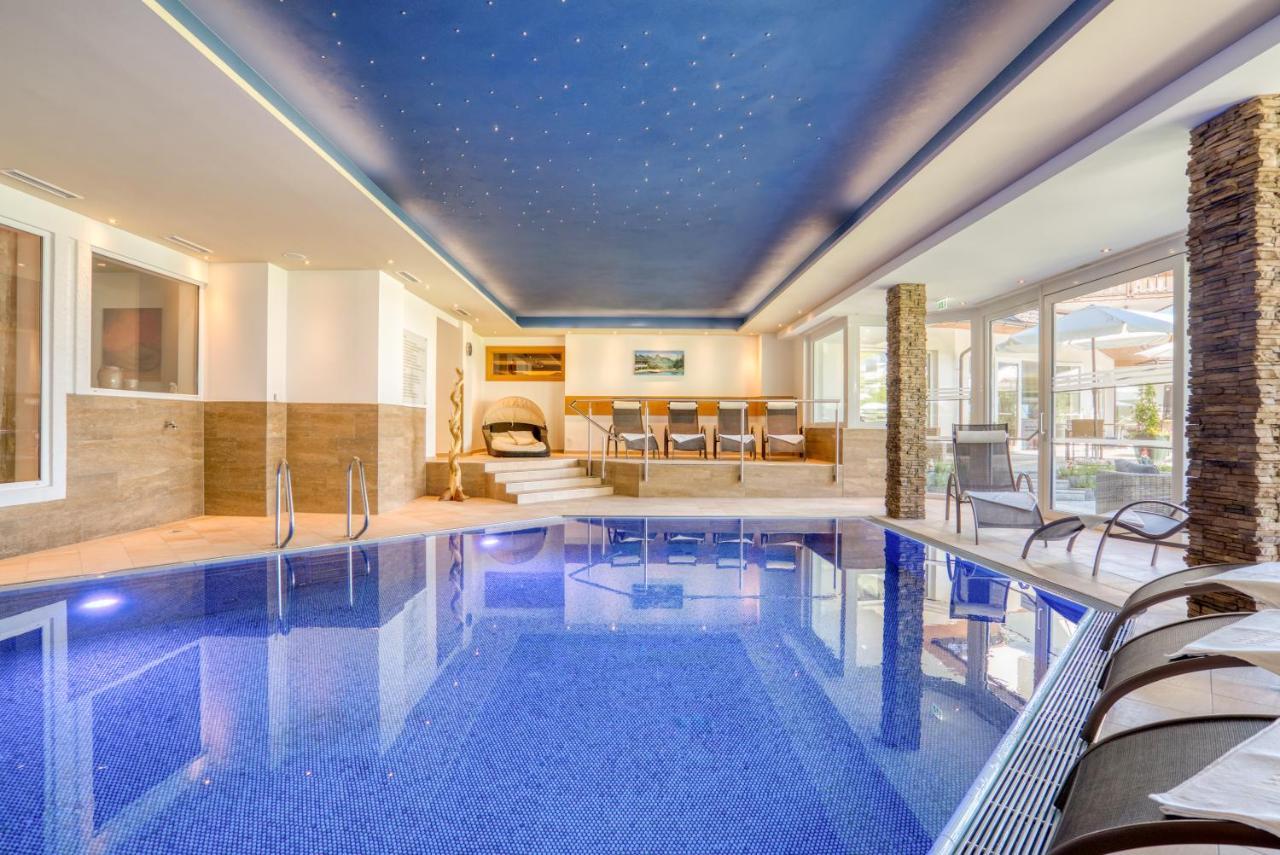 Alpinresort Schillerkopf Bürserberg エクステリア 写真